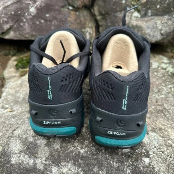 Topo Women's Ultraventure - Teal and Black Womens Sz 10.5 - Picture 3 of 4